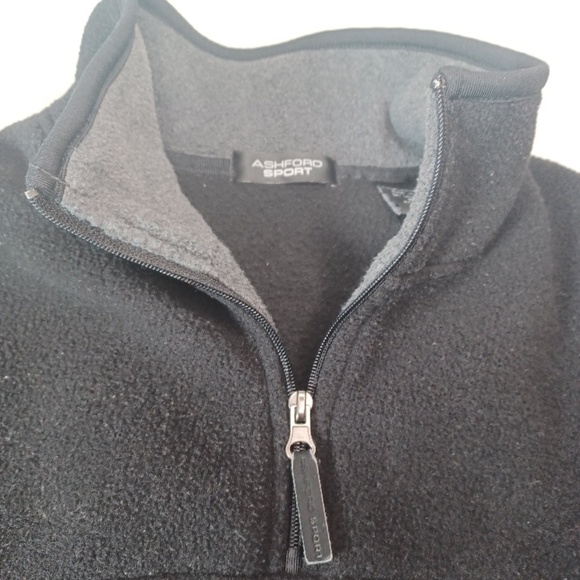 Men's Black Fleece Pullover Quarter Zip. Size: Small - Picture 2 of 15